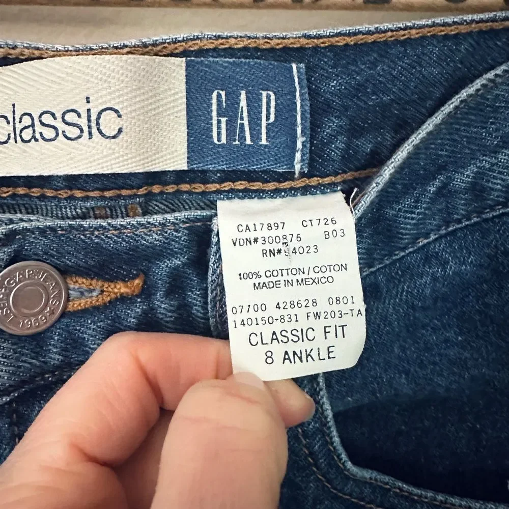 Vintage GAP Classic Fit Ankle Jeans Size 8 100% Cotton High Rise Straight Wash